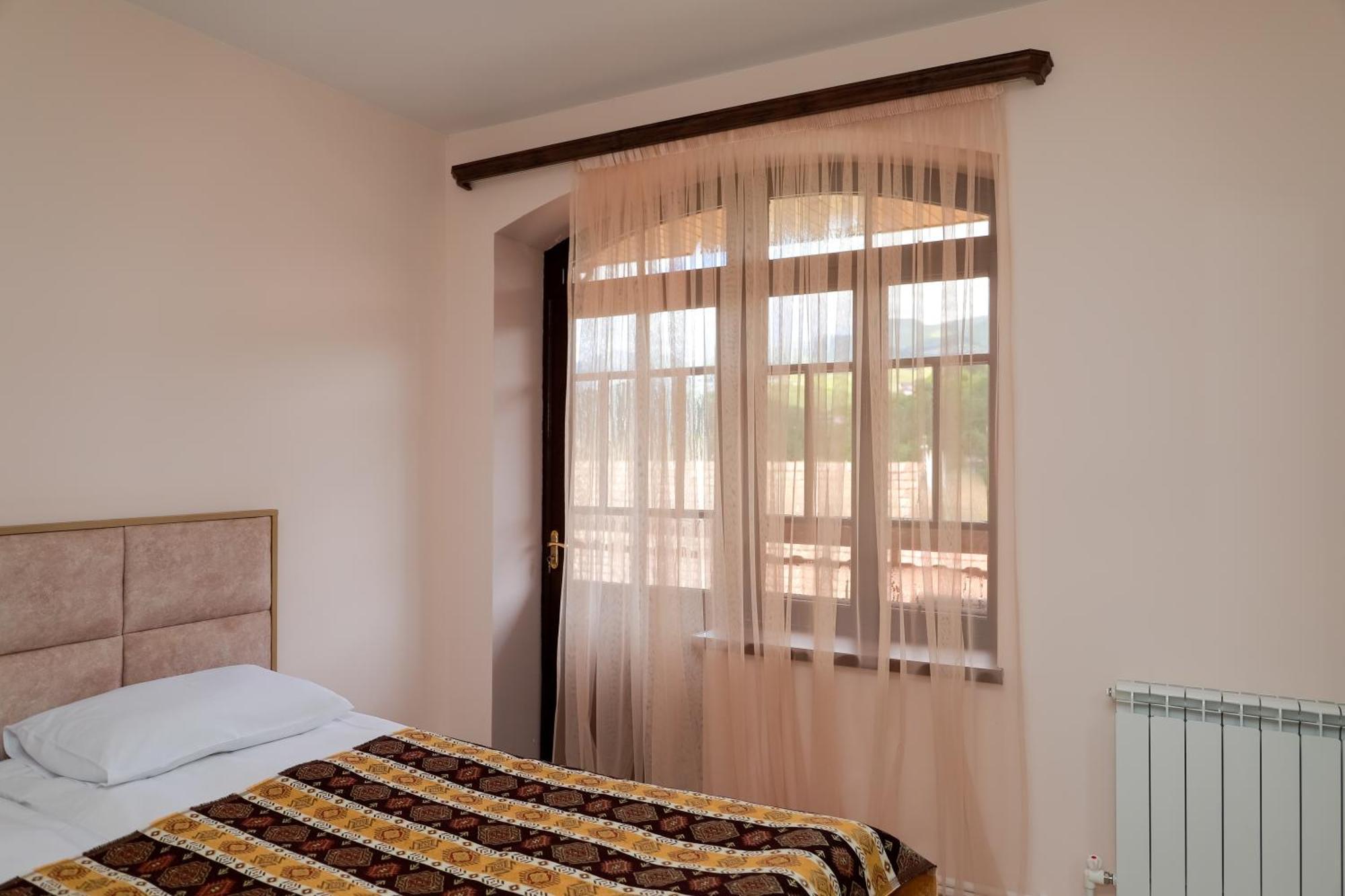 Hotel Dilijan Old Center 外观 照片